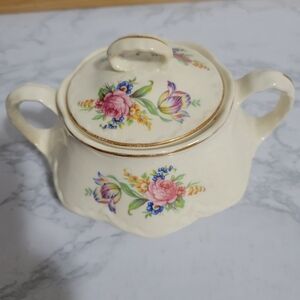 Homer Laughlin Floral "Priscilla" Pattern Sugar Bowl with Lid
